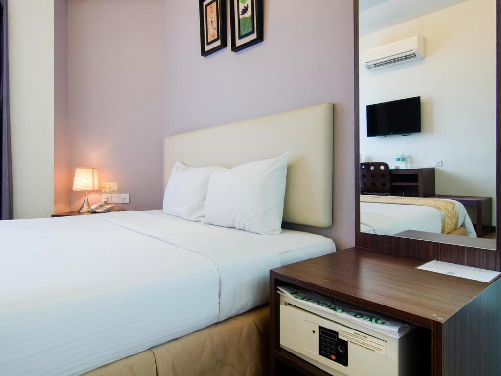 Eight Days Boutique Hotel - Mount Austin Johor Bahru Kültér fotó