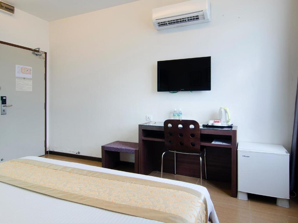 Eight Days Boutique Hotel - Mount Austin Johor Bahru Kültér fotó