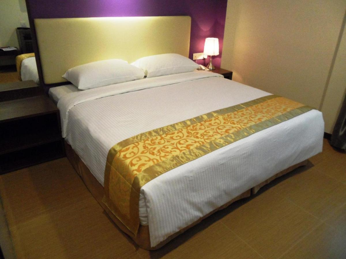 Eight Days Boutique Hotel - Mount Austin Johor Bahru Kültér fotó
